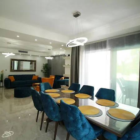Villa New Built Luxury With Swimming Pool